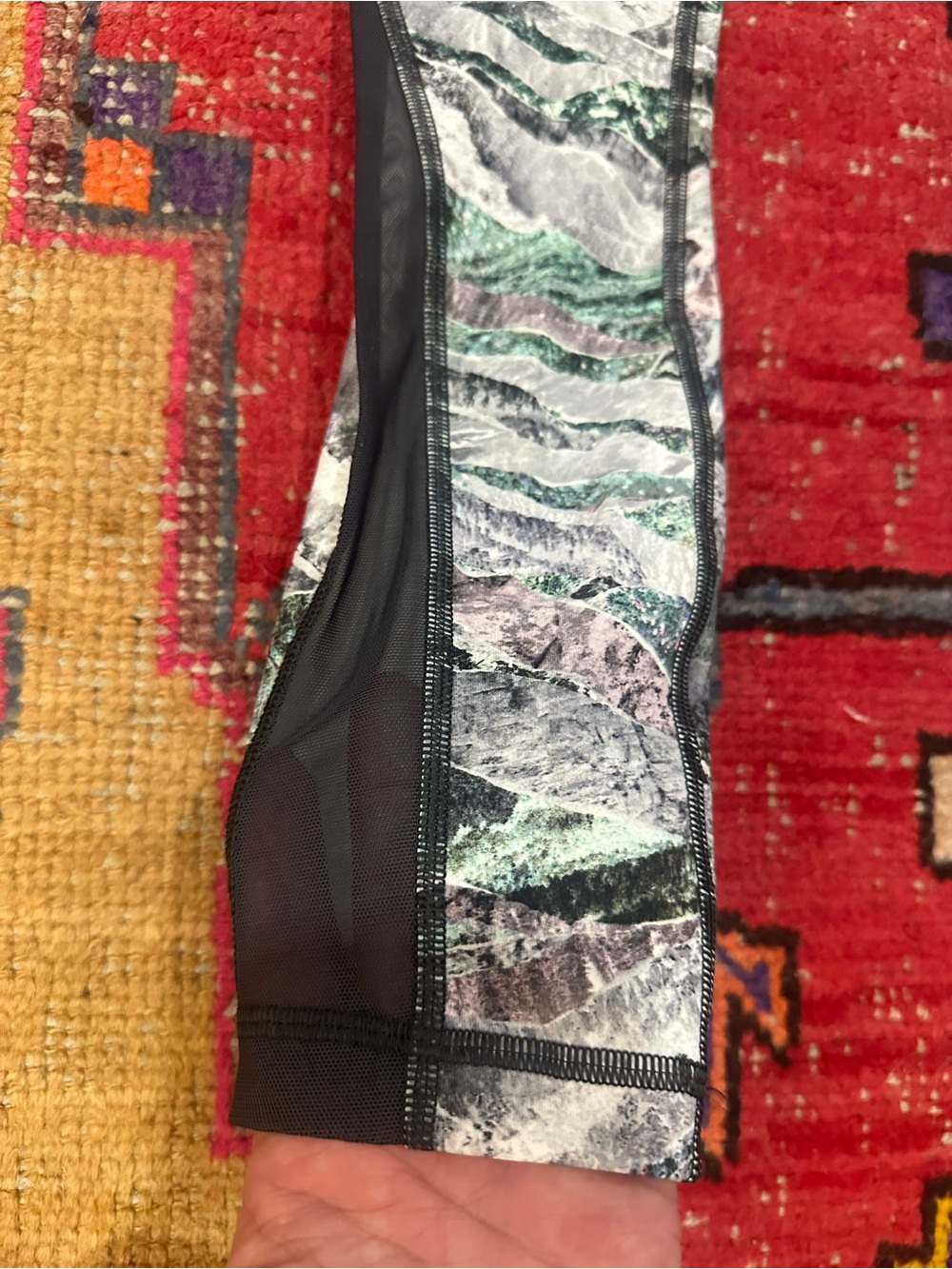 LULULEMON light colors with sheer sz 2 - NEW - Picture 9 of 10